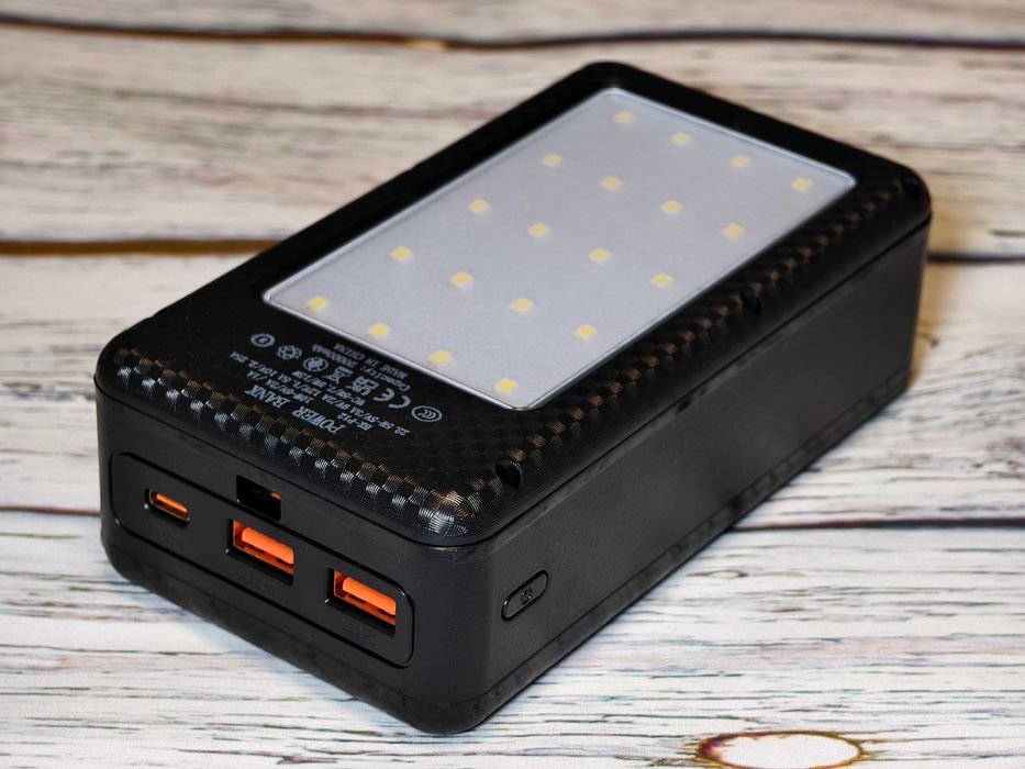 Корпус 12 АКБ 18650 швидка зарядка лед панель PowerBank