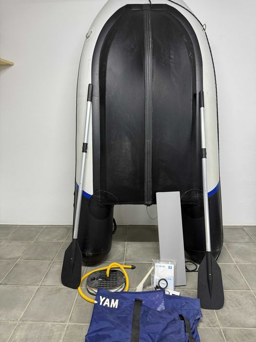 Barco pneumático YAM 240 AIR com motor Yamaha 2.5HP
