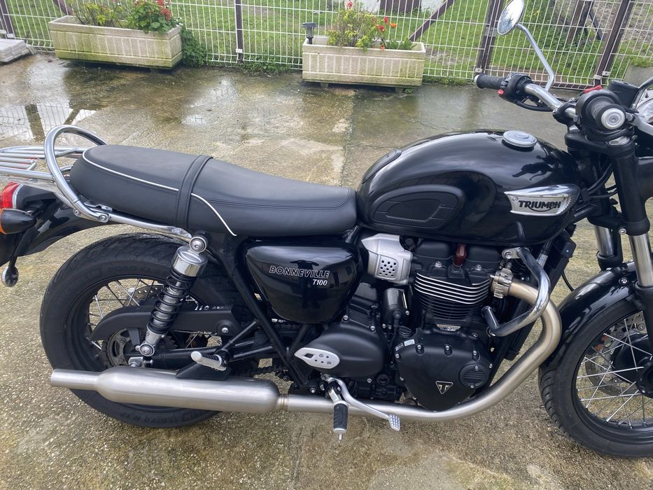 Triumph Bonneville T100