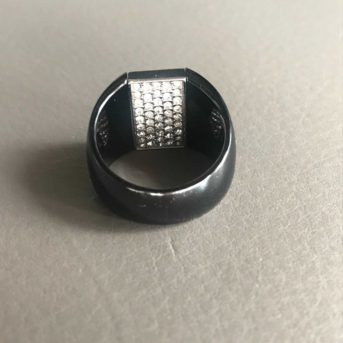 SWAROVSKI -  pierścionek podwójny / dwustronny czarny z kryształkami