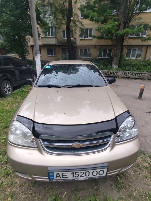 Авто мобиль Лачетт