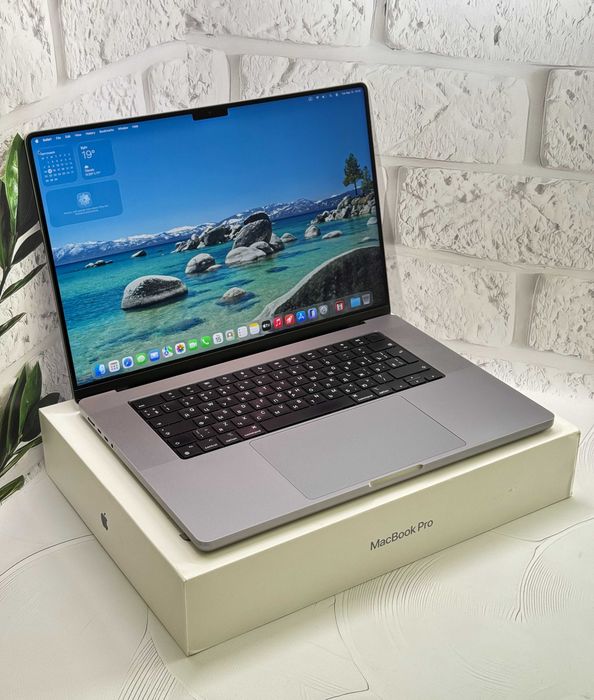 MacBook Pro A2485 (16, 2021) M1 Pro/16/512Gb/АКБ 83%/Магазин/Гарантія!
