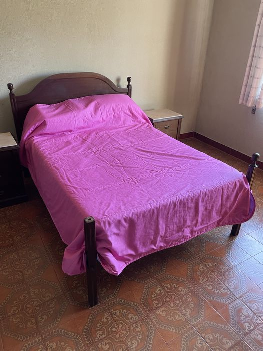 Cama de Casal com Colchão