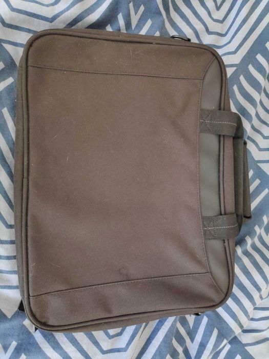 Torba na laptopa komputer Targus czarna nowa plecak na ramię apple mac