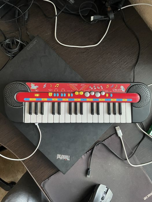 Дитяче іграшкове піаніно на батарейках