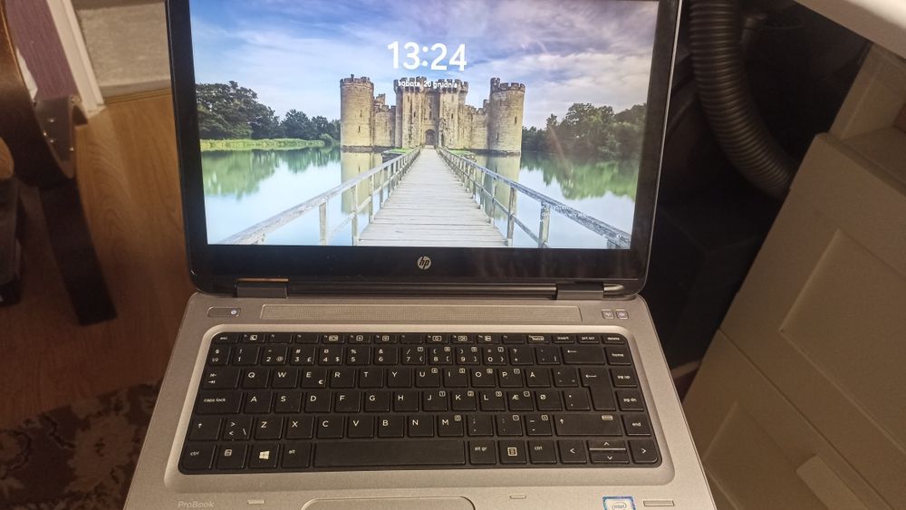 Emerytalna wyprzedaż. Laptop Dell Inspiron N5010.