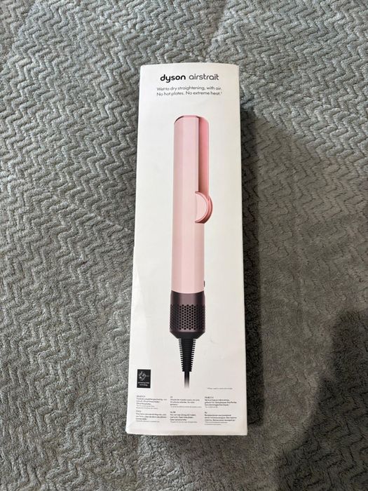 Dyson AirStrait