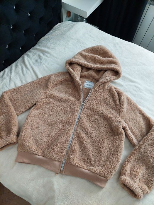 Futrzana bluza z kapturem