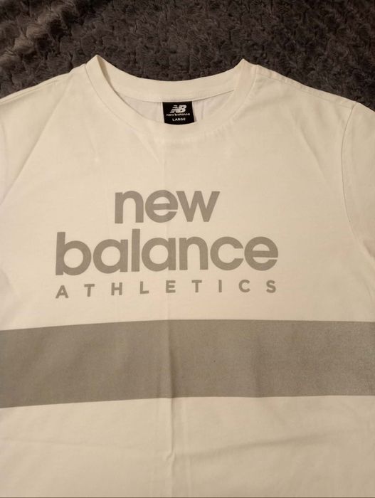 T-shirt branca New Balance