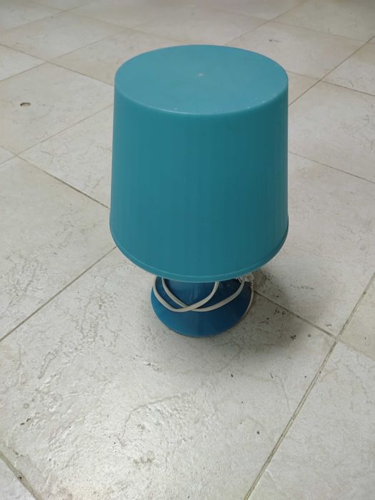 Candeeiro de mesa IKEA