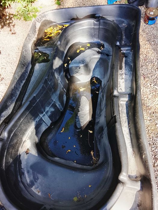 Plastikowa forma do oczka wodnego