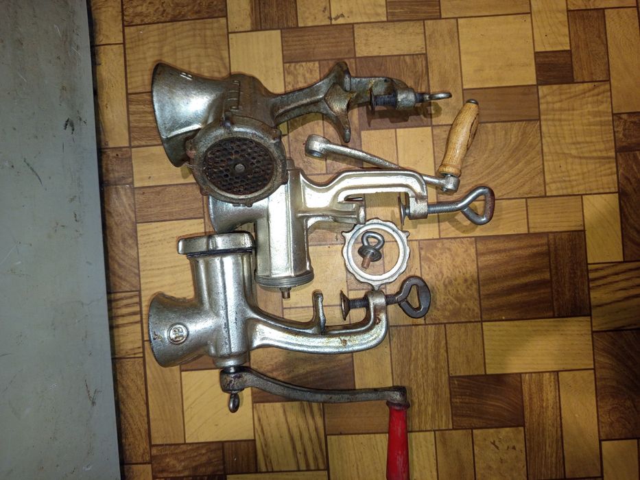 Maszynka do mięsa alfa 5 alfa 8  3 szt