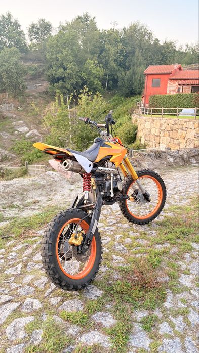 Pit bike 125cc.