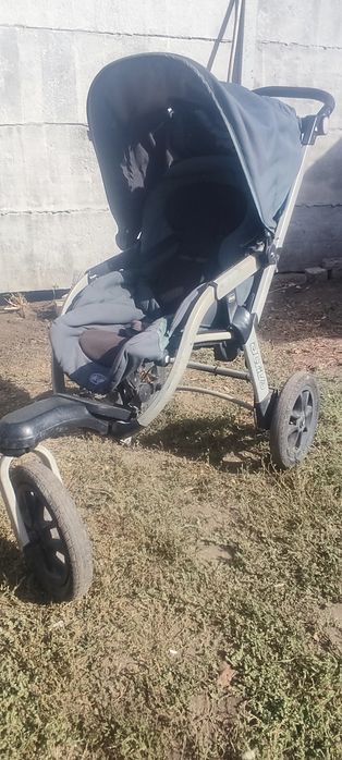 Продам дитячу коляску Chicco activ