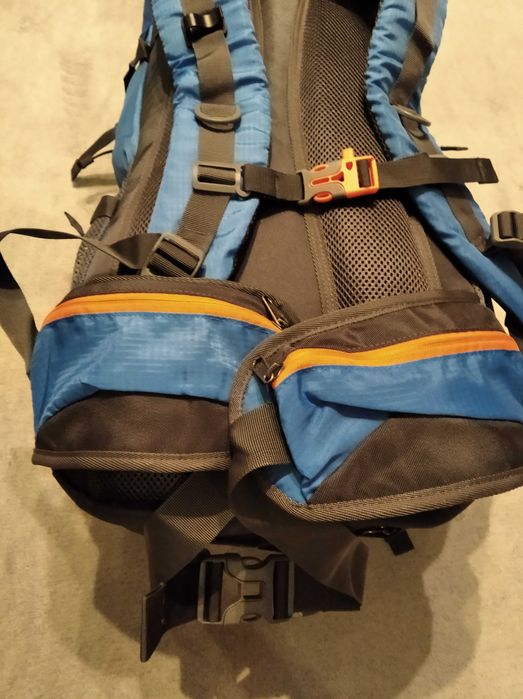 Nowy plecak turystyczny trekkingowy 70 litrów
