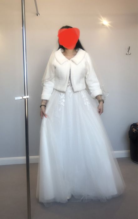 Bolerko ślubne białe