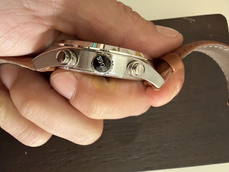 HUGO BOSS – Cronógrafo, bracelete em pele castanha