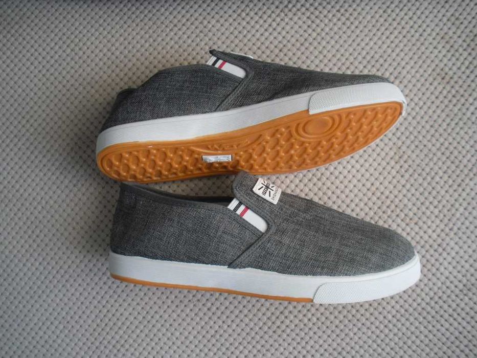 Buty męskie wsuwane 40