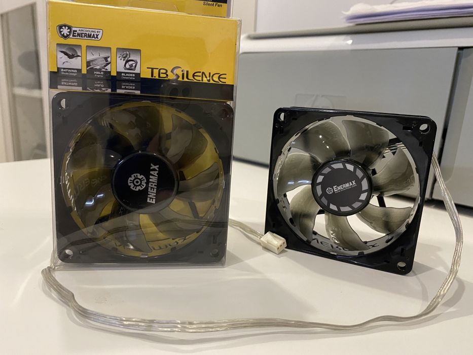 2 Ventoinhas Enermax 8cm 3 Pinos