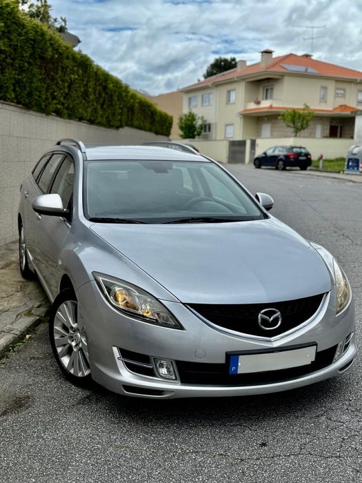 Mazda 6 pegar e andar