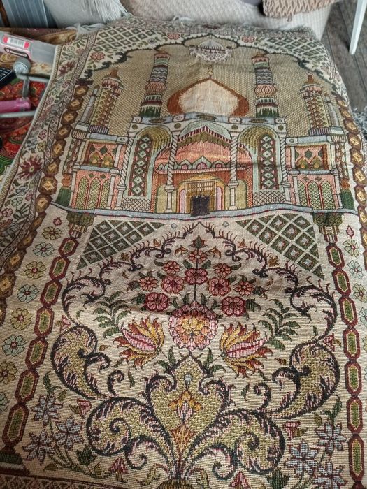 Салфетки габеленовые и праздничные