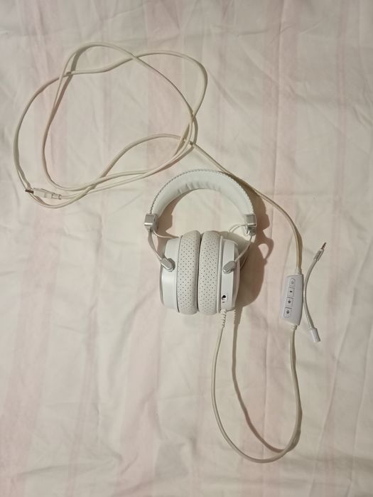 Zestaw gamingowy Logitech G502 + SPC Gear + Słuchawki + Podkładka