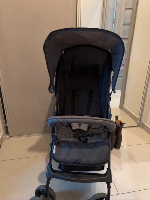 Wózek spacerowy typu parasolka Hauck bardzo lekki idealny do samolotu