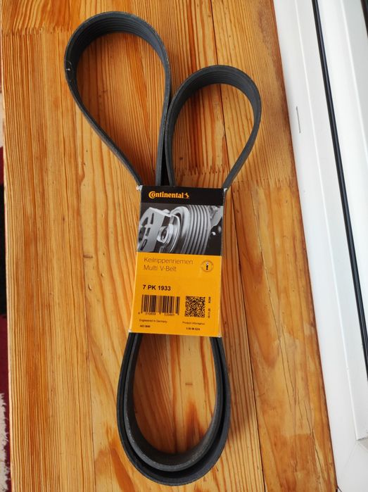 Продається ремінь ГРМ, автолампи 12v , 24v