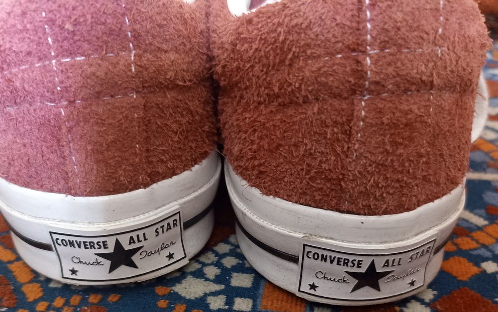 Bordowe Converse one star