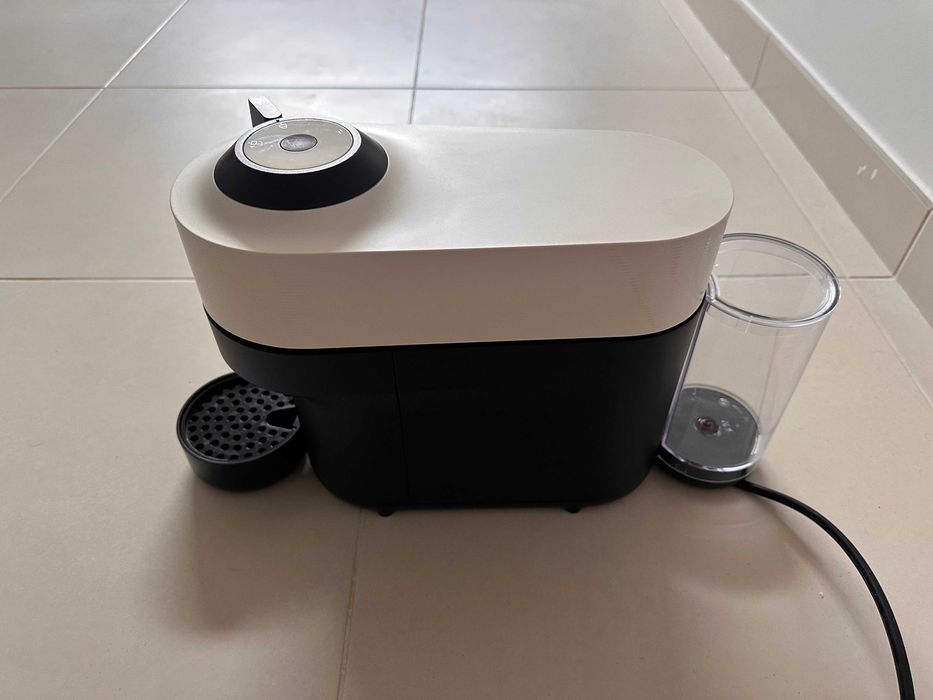 Máquina café Nespresso Vertuo Pop