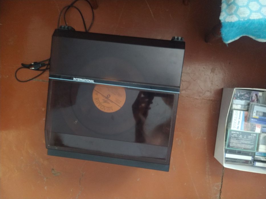 Набор старой аудио техники одним лотом