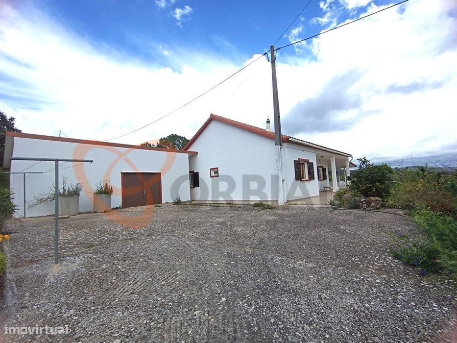 Moradia V3 com barragem para venda em Alte