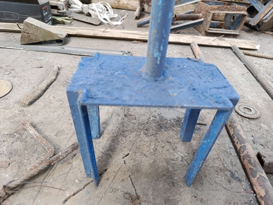 Стяжна гайка . Винт дл.600.мм.Аренжа опалубки.