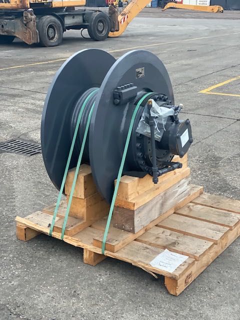 Bauer HYDRAULIC WINCH NEW DRILLING nowa duża wciągarka