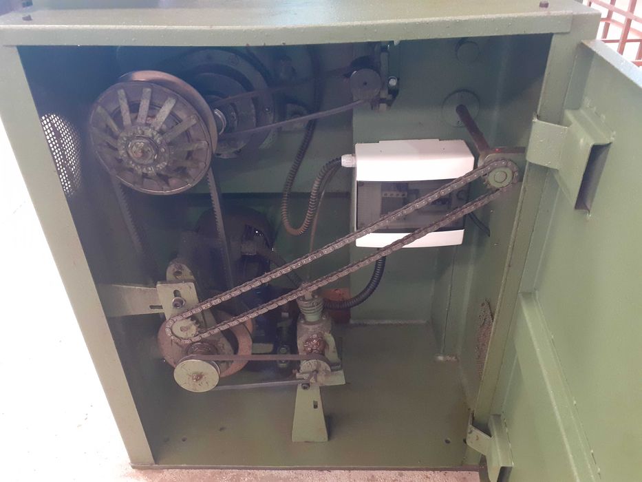 Serra industrial de fita vertical para Metais