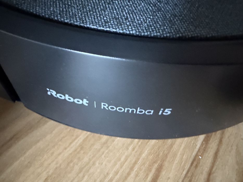 Irobot i5 em excelente estado com kit de substituiçao novo
