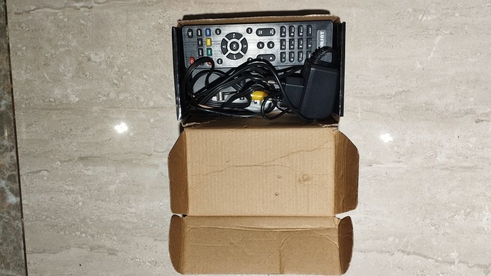 Тюнер Т2 Romsat T8008HD