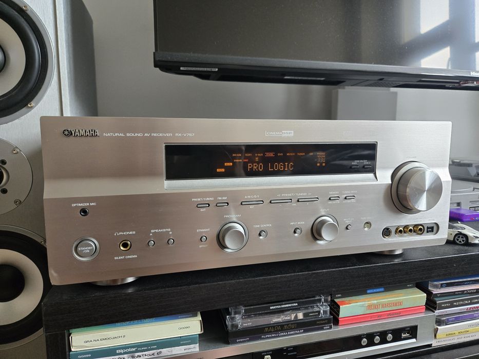 Amplituner Yamaha RX-V757 7.1