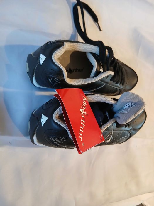 Buty damskie 37 24cm czarne skórzane McArthur MC15