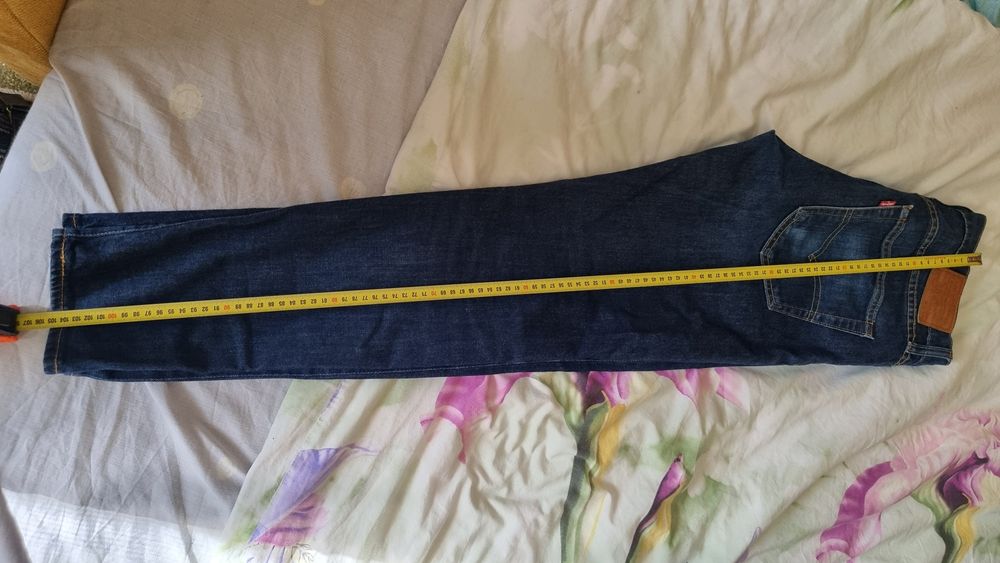 Продаються джинси  LEVIS 2 пари