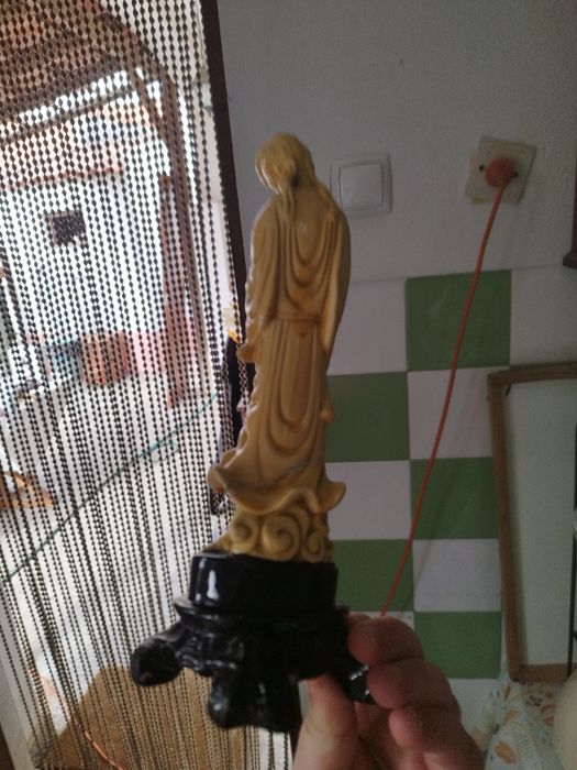 Pequeno estatueta japonesa