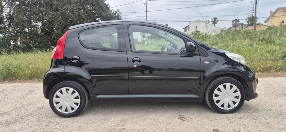 Peugeot 107 1.0i 5 Portas NACIONAL de 2008