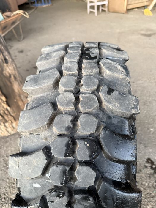 Уаз нива  R16 245/70