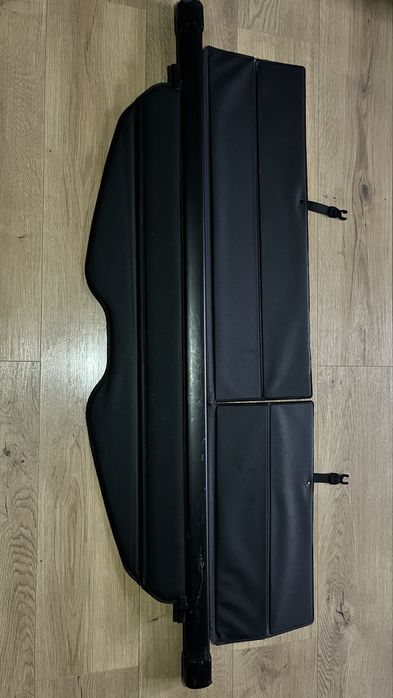 Шторка богажника, задня полка на Mazda 5