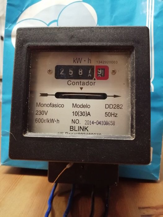 Electricity meter passage64286515338114120