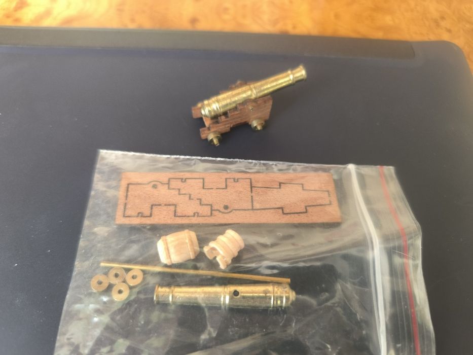 Комплекты пушек для модели корабля