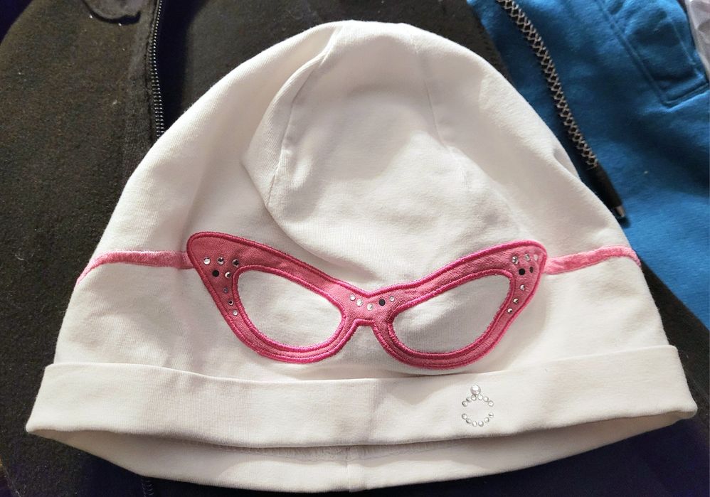 Czapka wiosenna cienka Broel okulary 48-50 cm