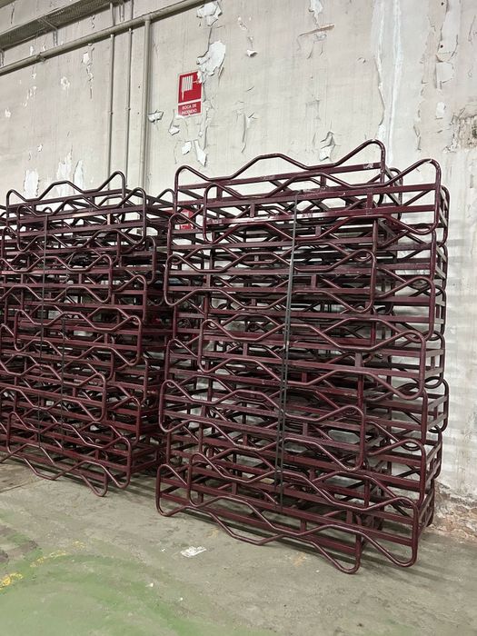 Suportes/Dormentes de metal para barricas de 225L