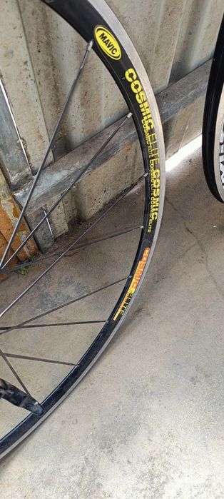 Roda traseira Mavic Cosmic Elite