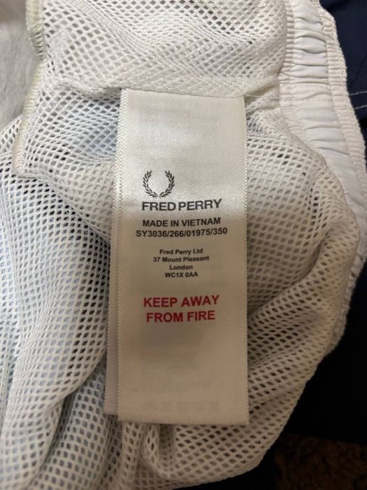 Шорти Fred Perry